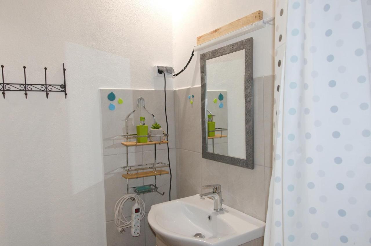 Green Dot Home Szombathely Esterno foto